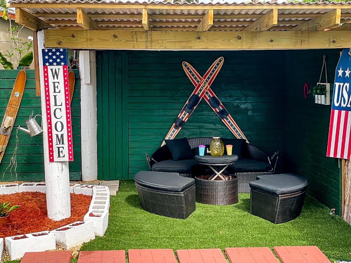 Hammocks & Mini-Golf! 10 Mins From Beach! ハリウッド エクステリア 写真
