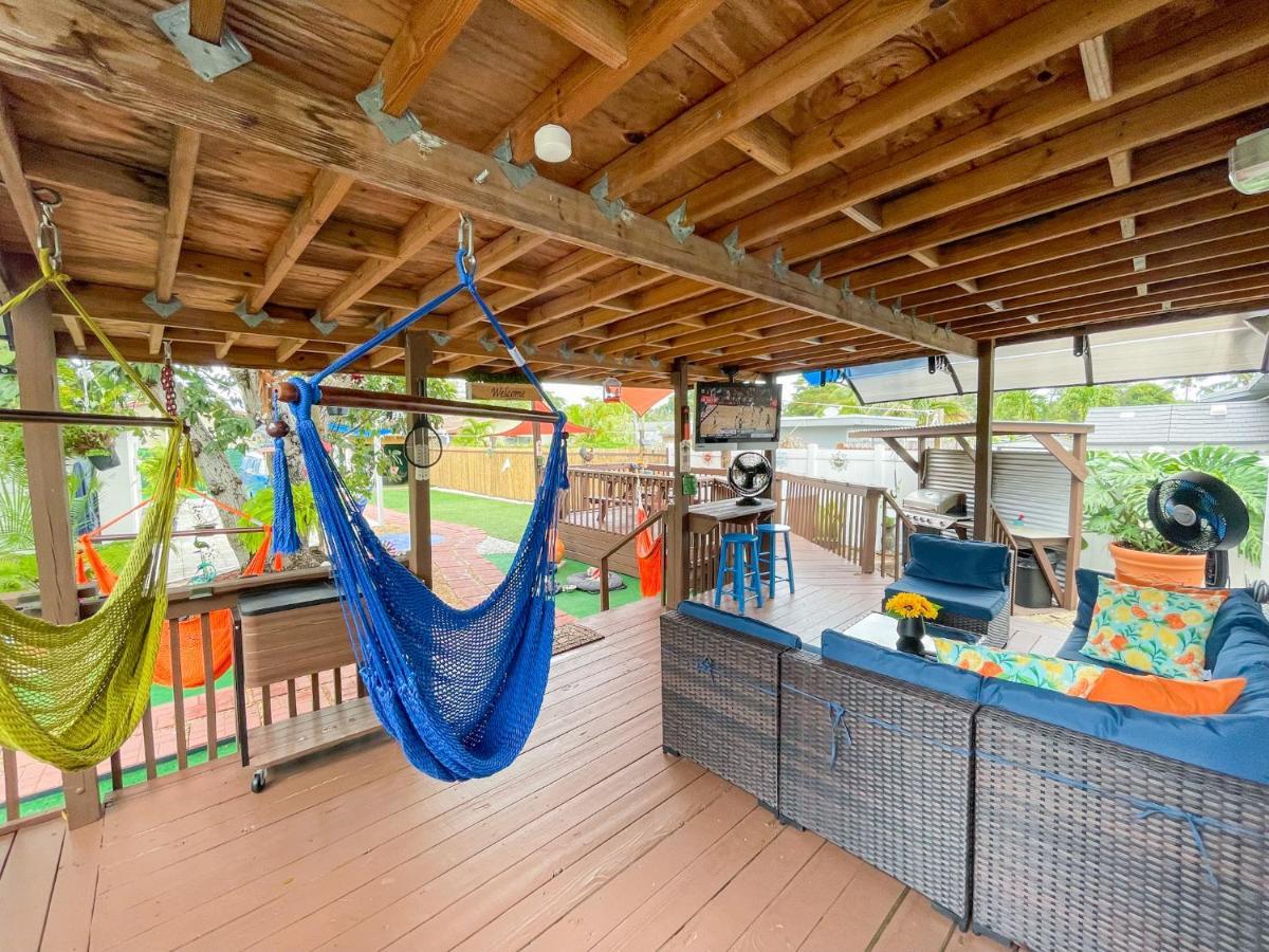 Hammocks & Mini-Golf! 10 Mins From Beach! ハリウッド エクステリア 写真